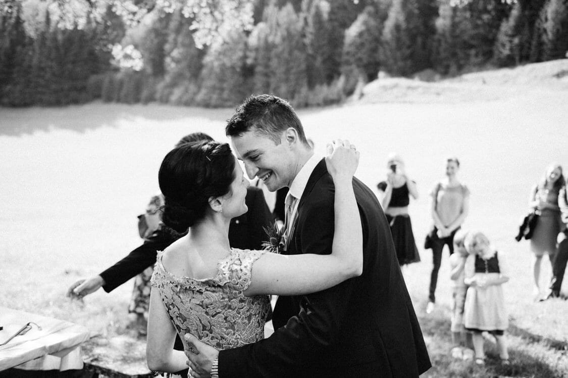 Hochzeitsfotograf Hochzeit Alm Berge Obersteiermark Vintage Tom Schuller 37