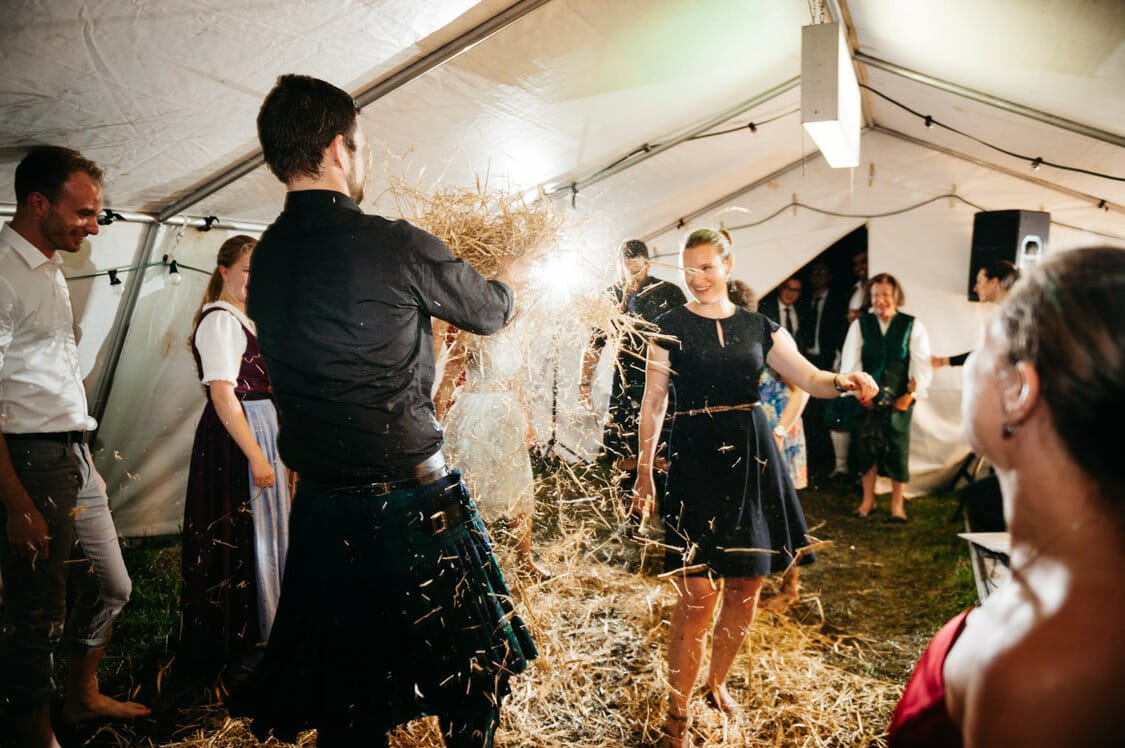 Hochzeitsfotograf Hochzeit Alm Berge Obersteiermark Vintage Tom Schuller 78