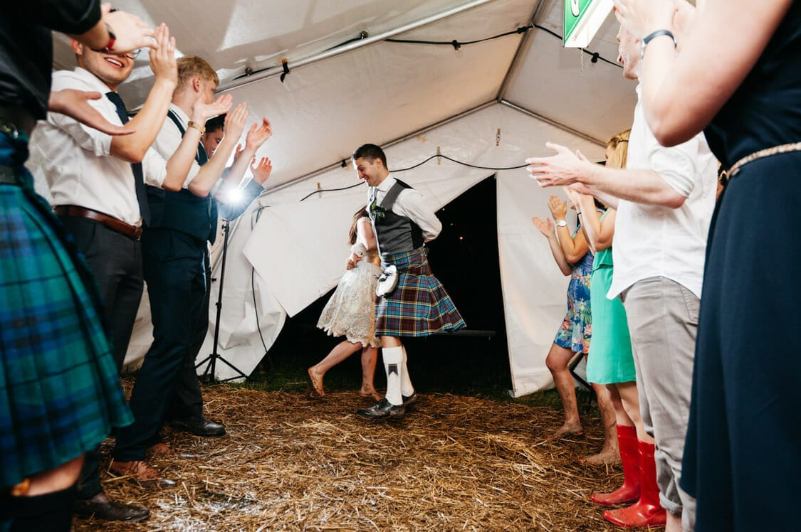 Hochzeitsfotograf Hochzeit Alm Berge Obersteiermark Vintage Tom Schuller 86