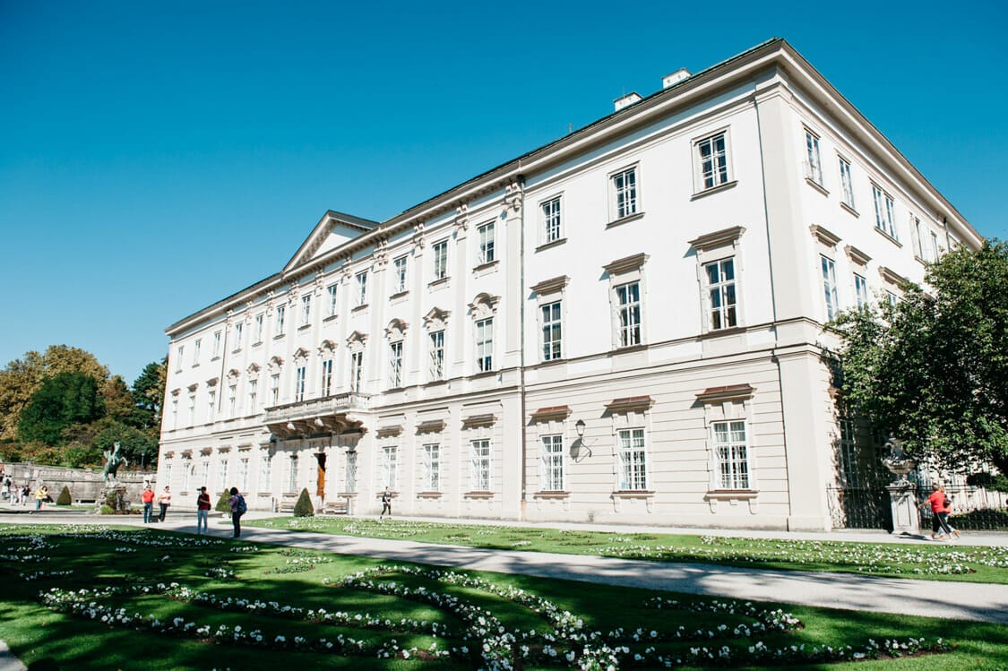 Elopement Hochzeit Salzburg Schloss Mirabell Marmorsaal Mirabellgarten 001