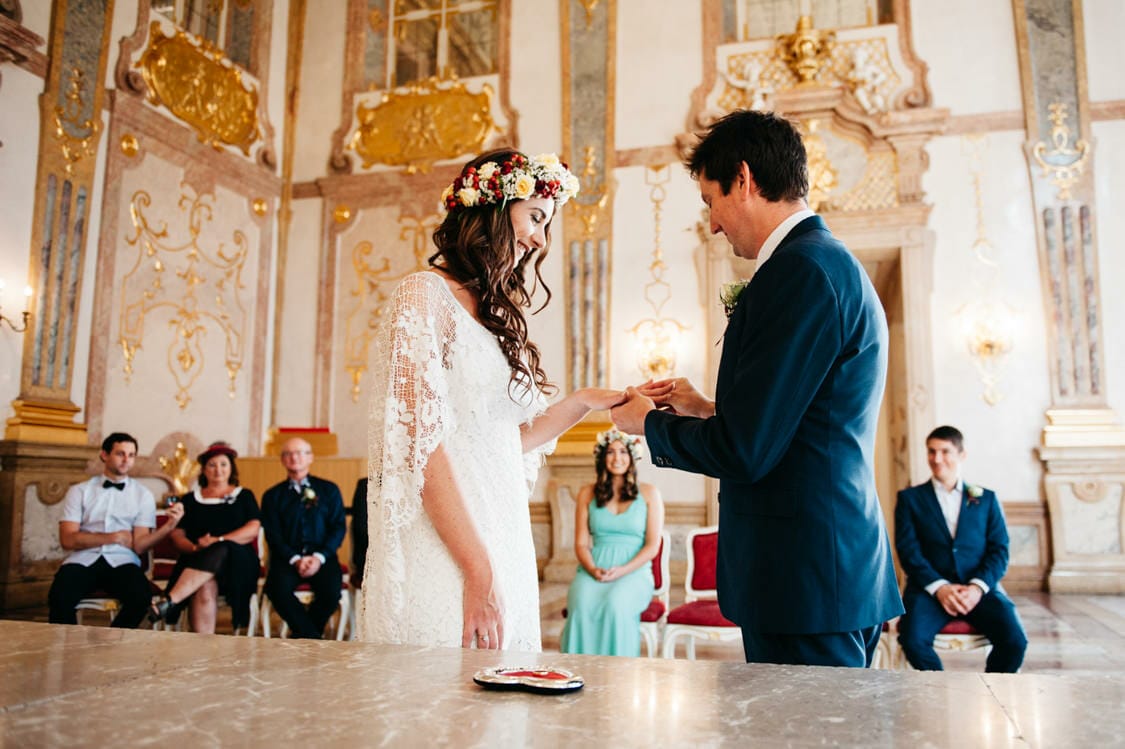 Elopement Hochzeit Salzburg Schloss Mirabell Marmorsaal Mirabellgarten 006