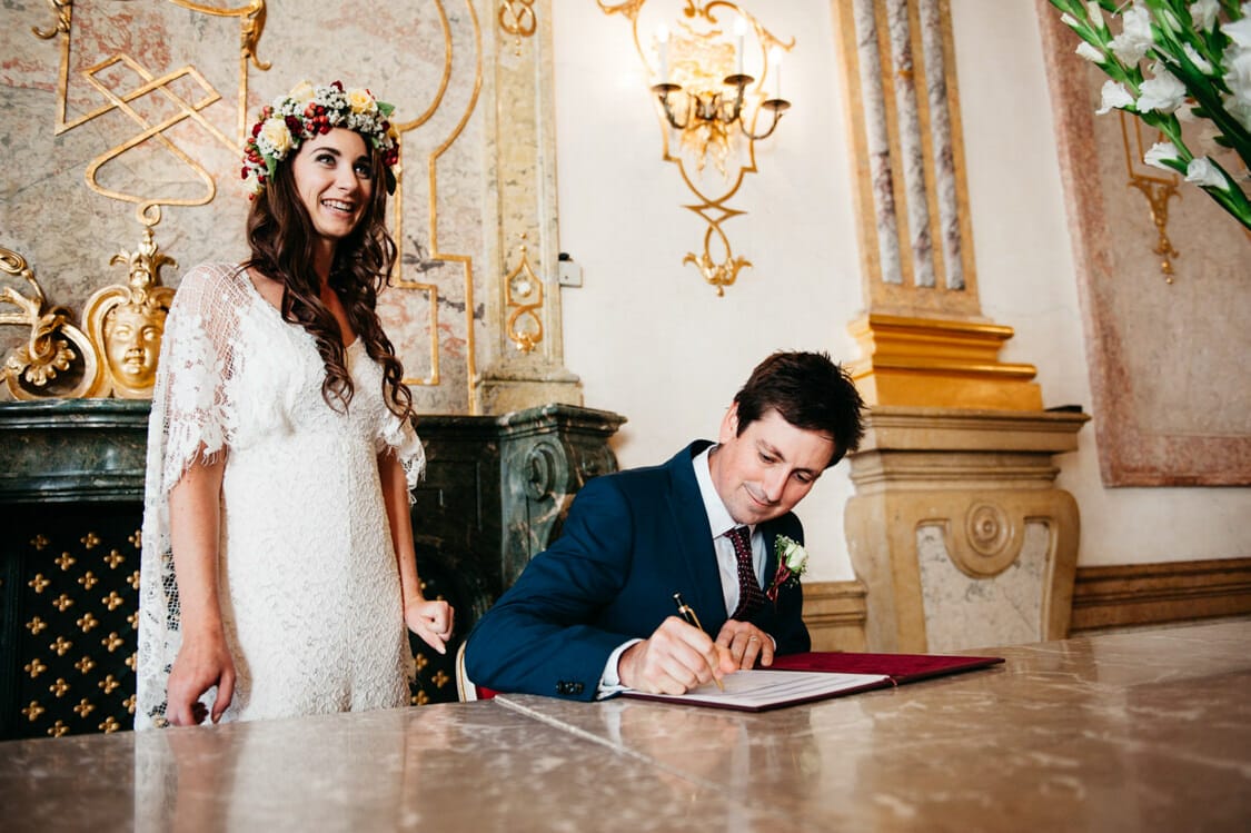 Elopement Hochzeit Salzburg Schloss Mirabell Marmorsaal Mirabellgarten 007