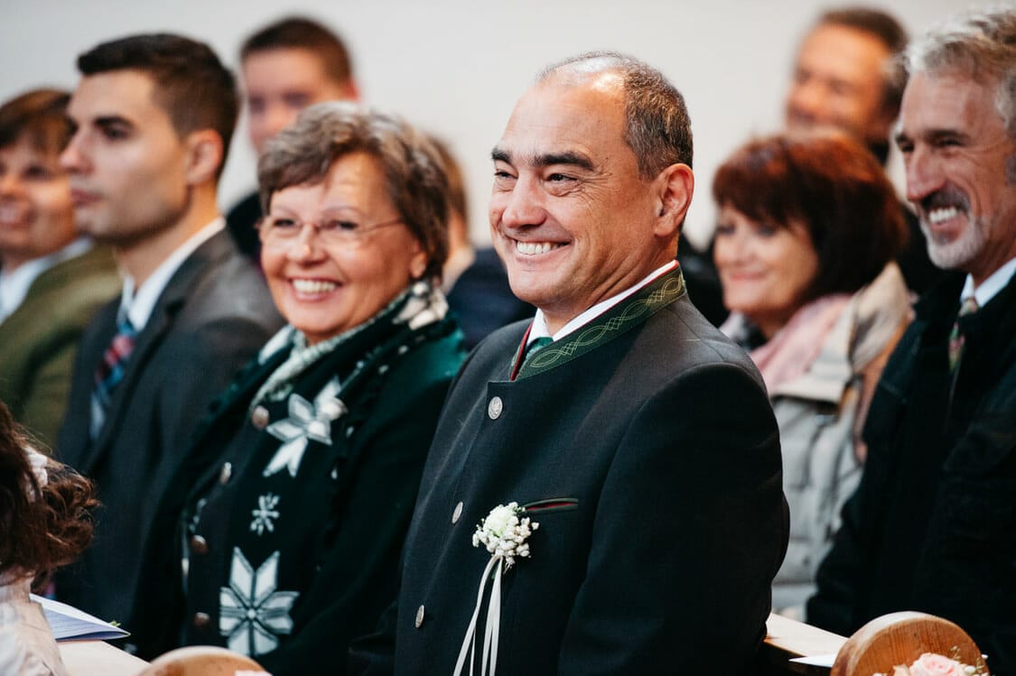 Hochzeitsfotograf Salzburg Abtenau Sonnleitn Bauernhof Tracht Lederhose Dirndl 030