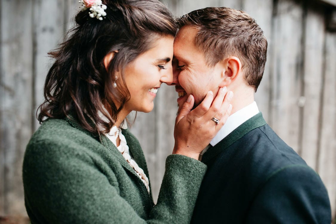 Hochzeitsfotograf Salzburg Abtenau Sonnleitn Bauernhof Tracht Lederhose Dirndl 048