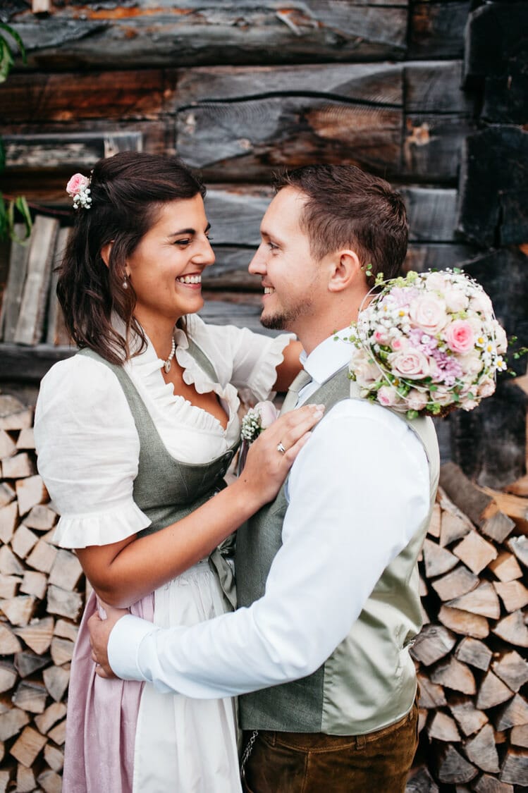 Hochzeitsfotograf Salzburg Abtenau Sonnleitn Bauernhof Tracht Lederhose Dirndl 054