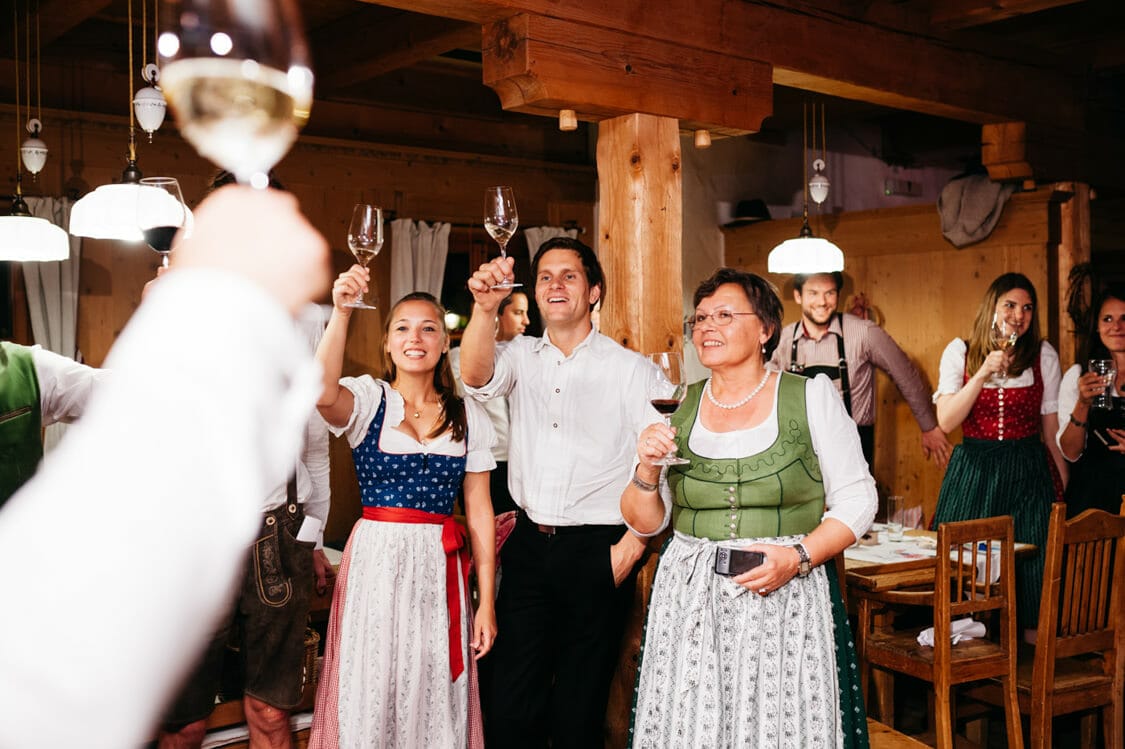 Hochzeitsfotograf Salzburg Abtenau Sonnleitn Bauernhof Tracht Lederhose Dirndl 070