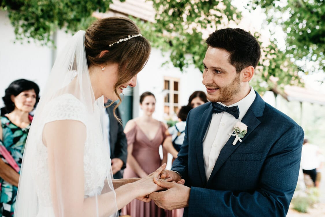 Boho Scheunenhochzeit Gamlitz Knappenhof Eichberg 40
